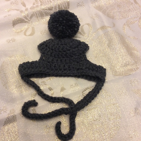 Handmade Crochet Dog Hats Set of 2 Gray/Cream - Picture 8 of 11